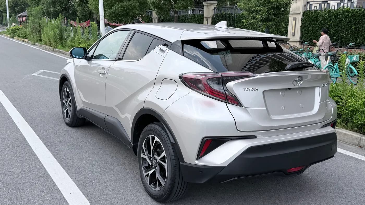 Toyota C-HR 2019 サムネイル 4