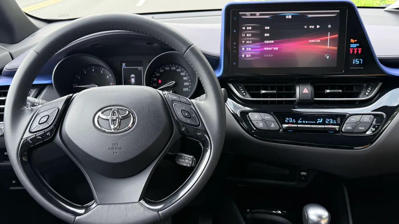 Toyota C-HR 2019 サムネイル 6
